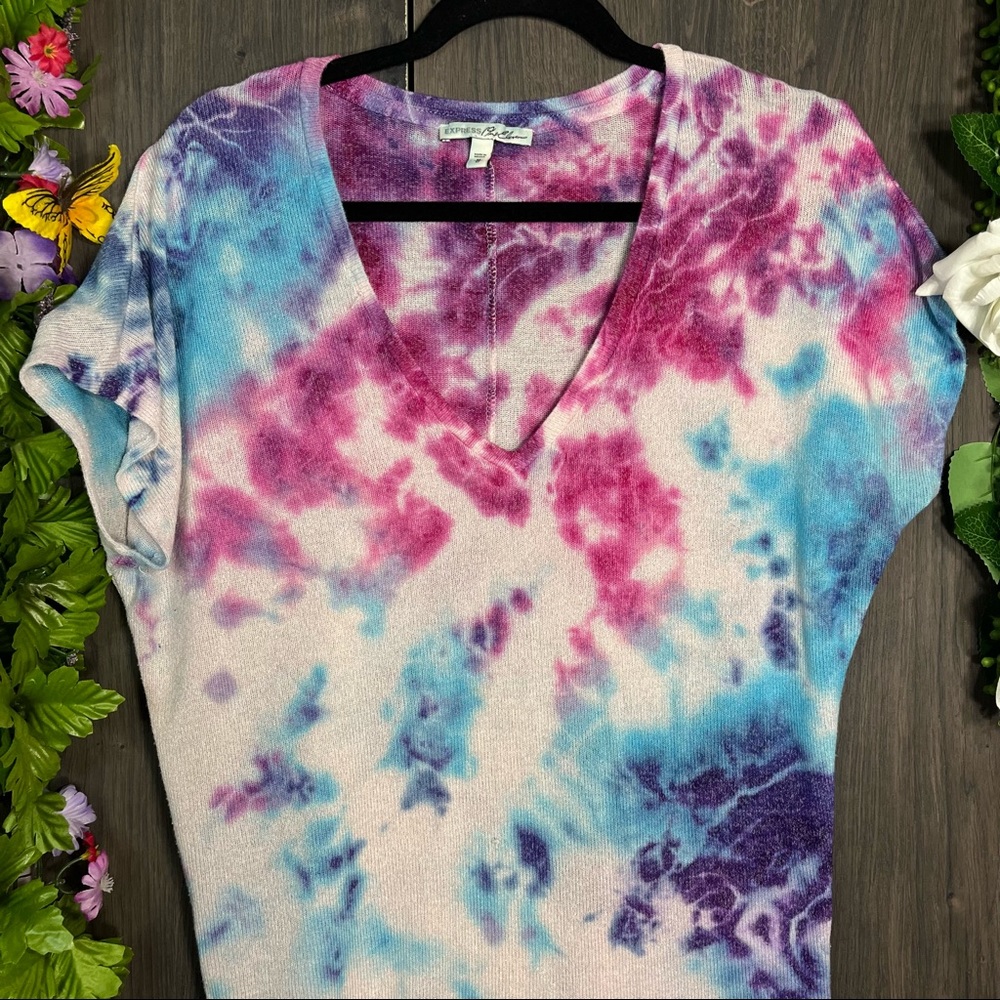 ! Express Custom One-Of-A-Kind Short Sleeved Tie … - image 4